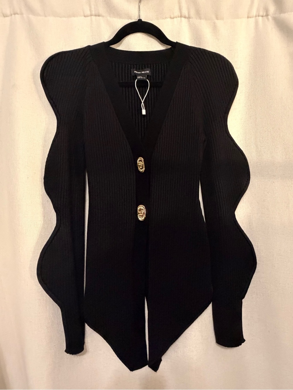 Black Ribbed Wave-Sleeve Camisole with Gold Buttons